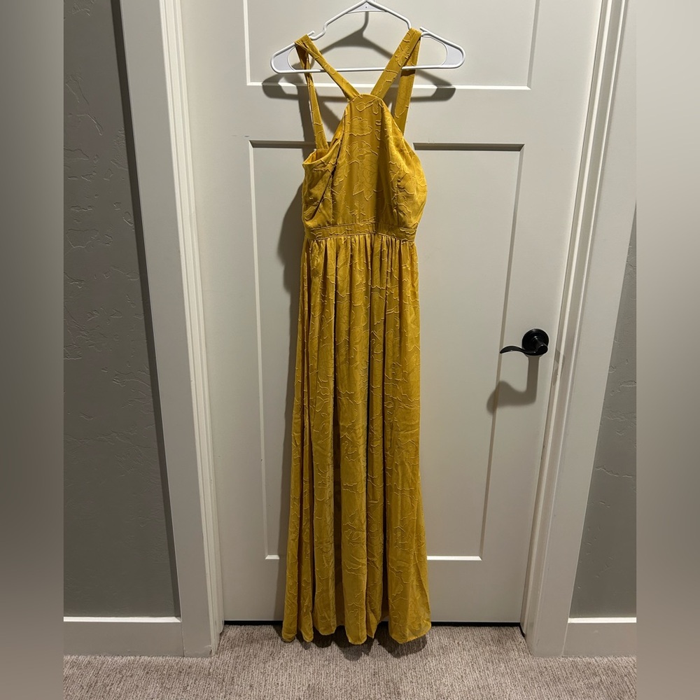 Lulu's Mustard Yellow Garment